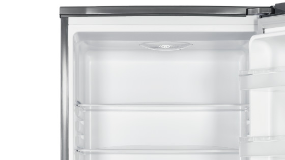 Bandejas de vidrio templado con el nuevo refrigerador Progress 3100 Plus