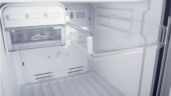 Adjustable Shelf (Bandeja de freezer ajustable) con el refrigerador TX70 L+