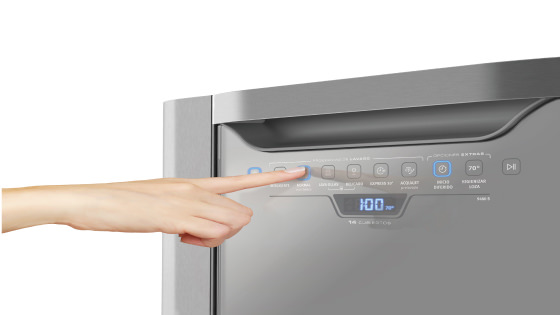 Panel de control Blue Touch con la lavavajillas 9480 S