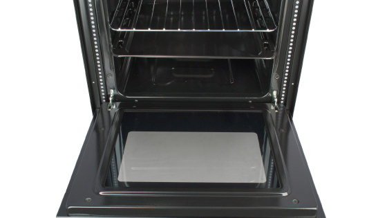 Puerta desmontable para fácil limpieza con el Horno FHE 1060 REFLEX