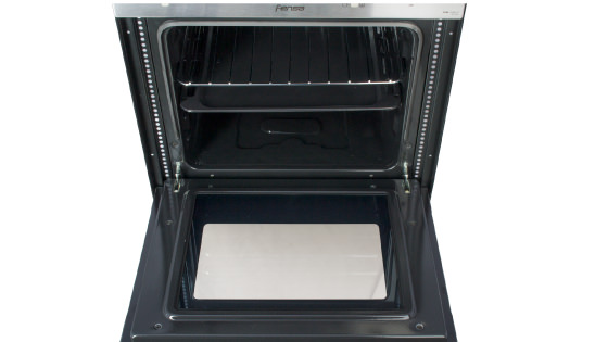 Puerta desmontable para fácil limpieza con el Horno FHE 1080 REFLEX