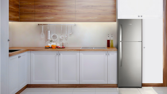 Modernidad y elegancia para tu casa con el Refrigerador Advantage 5200